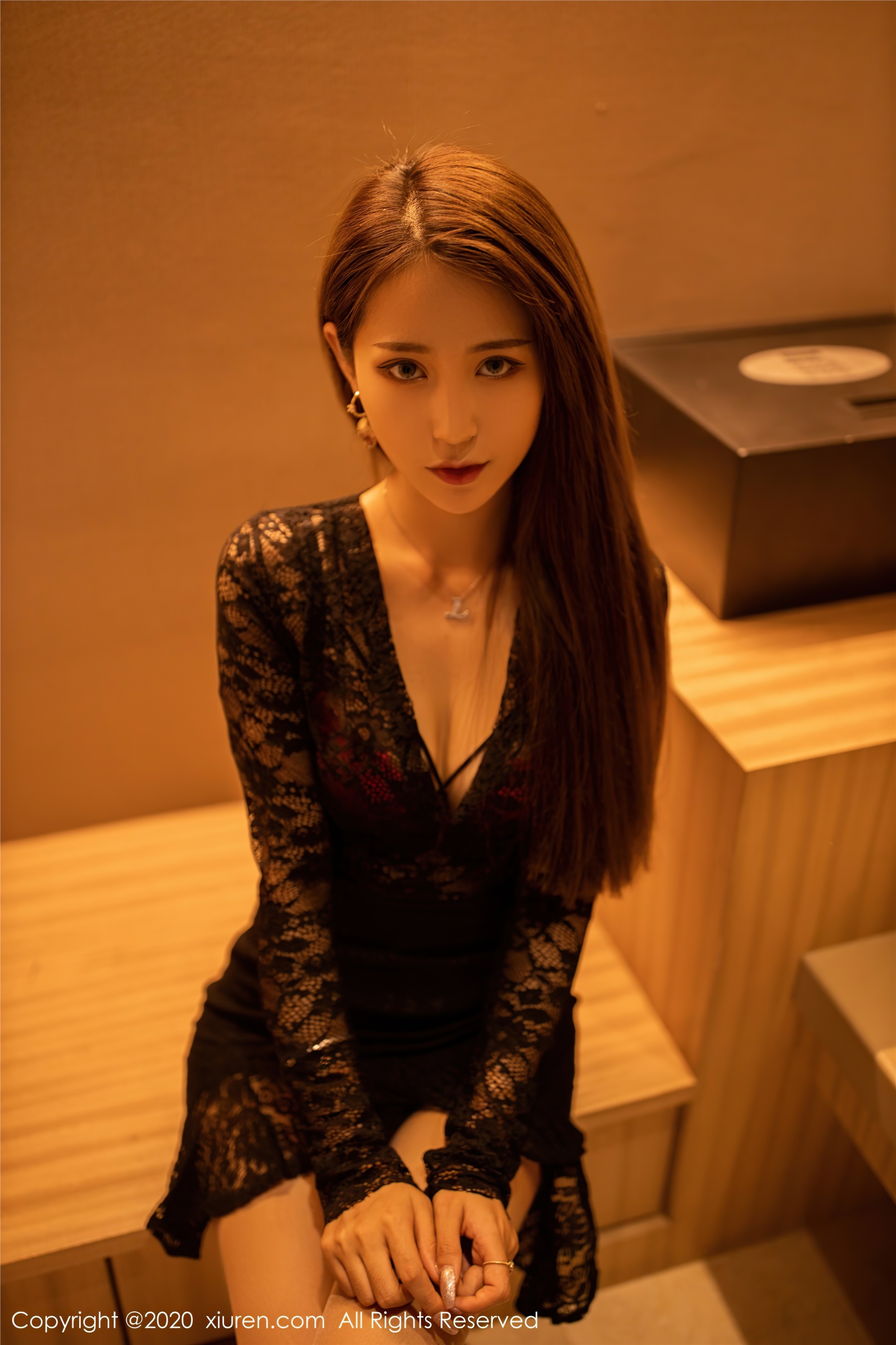 秀人网美媛馆 2020-09-18 Vol.2576 周慕汐fairy